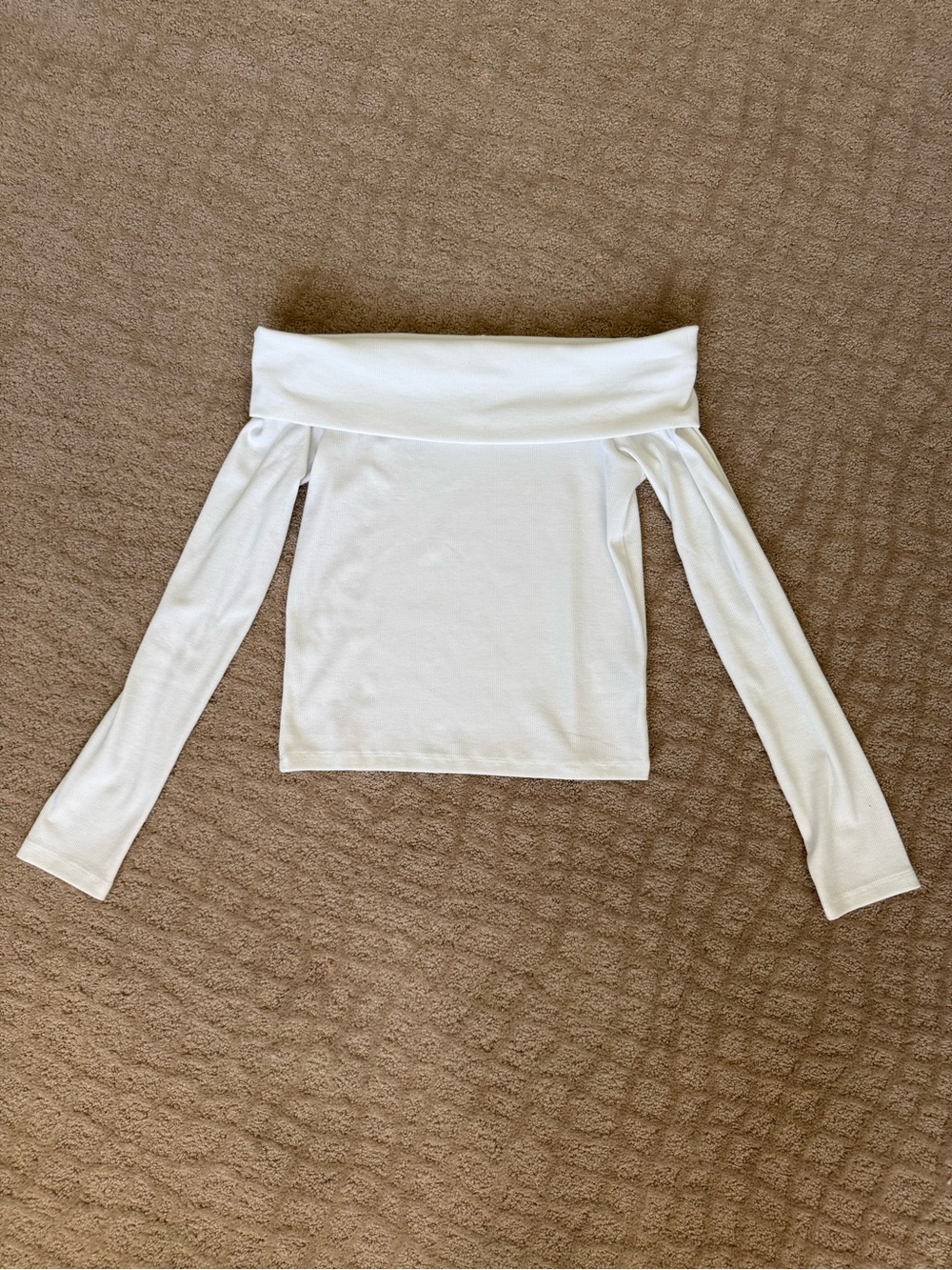 American Eagle Outfitters White Off-Shoulder Long Sleeve Crop Top